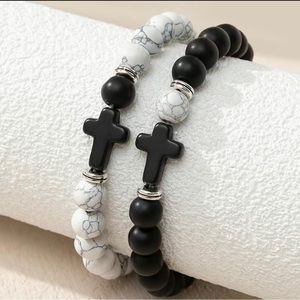 🌺 Gorgeous Howlite BOHO Black and White Beaded Cross Bracelet 2 Pieces